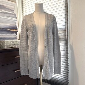 Woman's Gap lightweight gray long sleeve cardigan. Size M